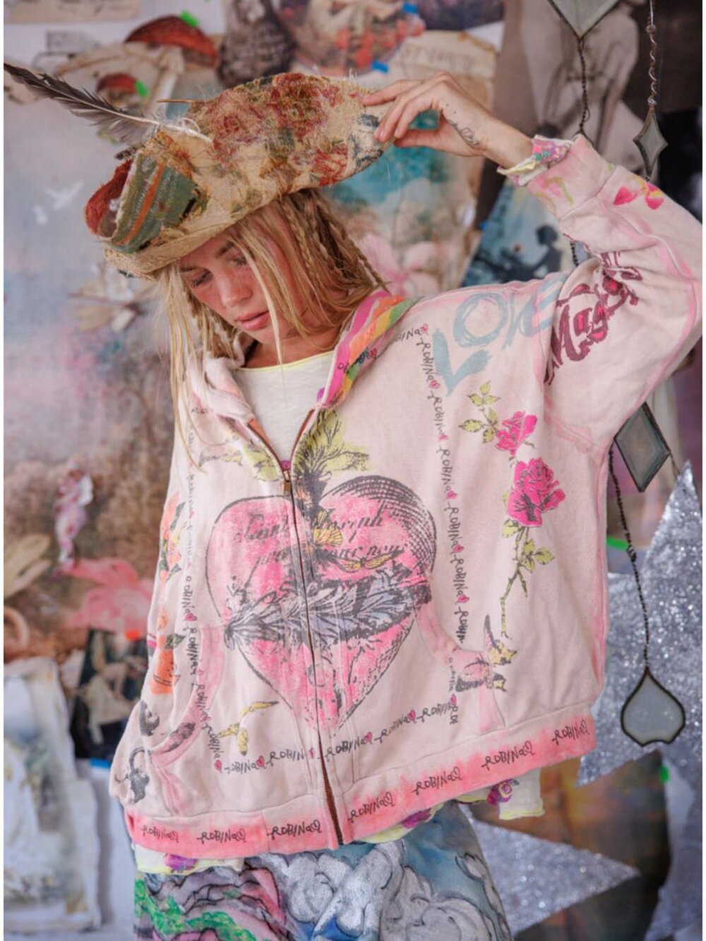 Magnolia Pearl Awaken Sleeping Heart Isola Hoodie - OS